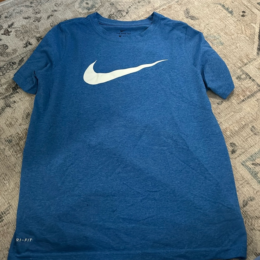 Boys Nike shirt